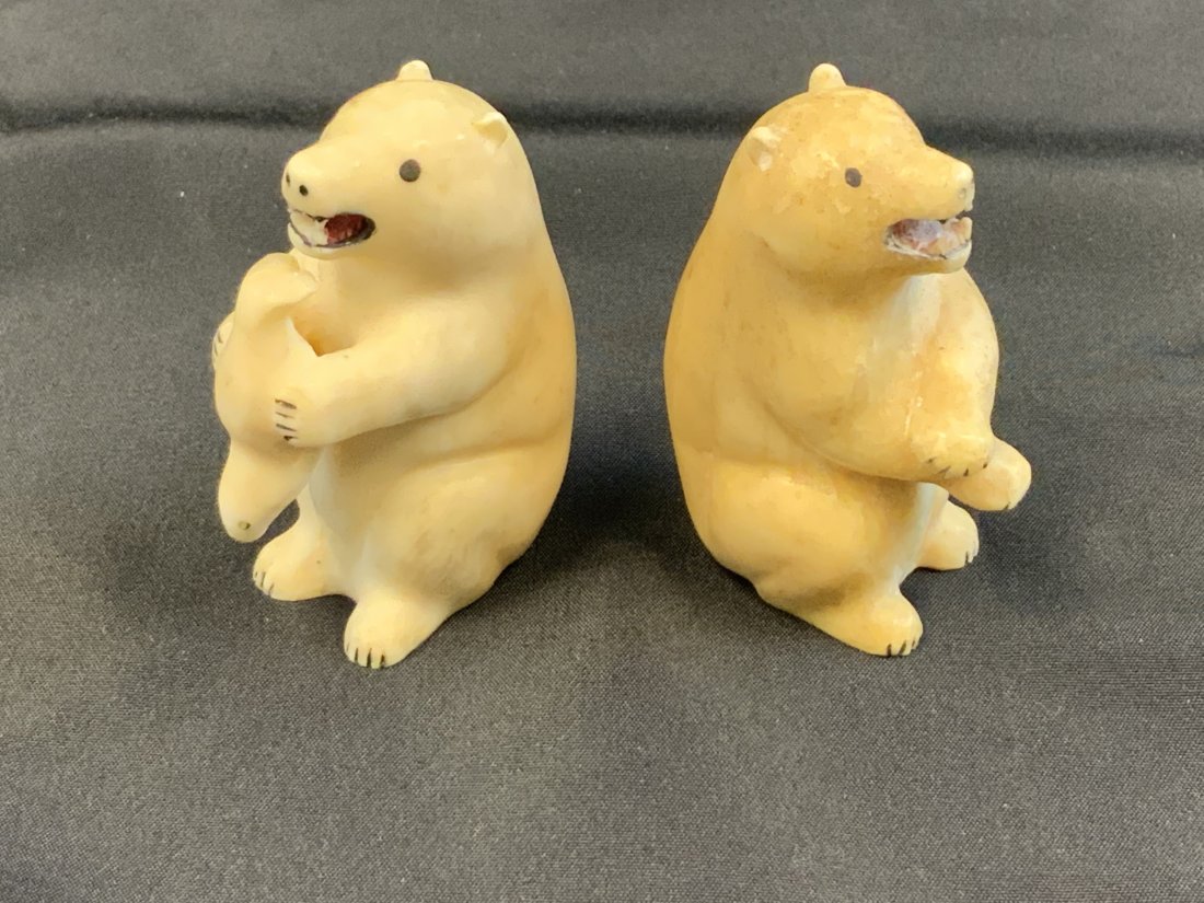 ANTIQUE RUSSIAN BONE CARVED BEARS: ANTIQUE RUSSIAN BONE CARVED BEARS . 2" TALL
