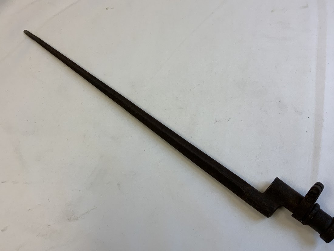 WWI IMPERIAL RUSSIAN M91 MOSIN NAGANT RIFLE BAYONET: WWI IMPERIAL RUSSIAN M91 MOSIN NAGANT RIFLE BAYONET .