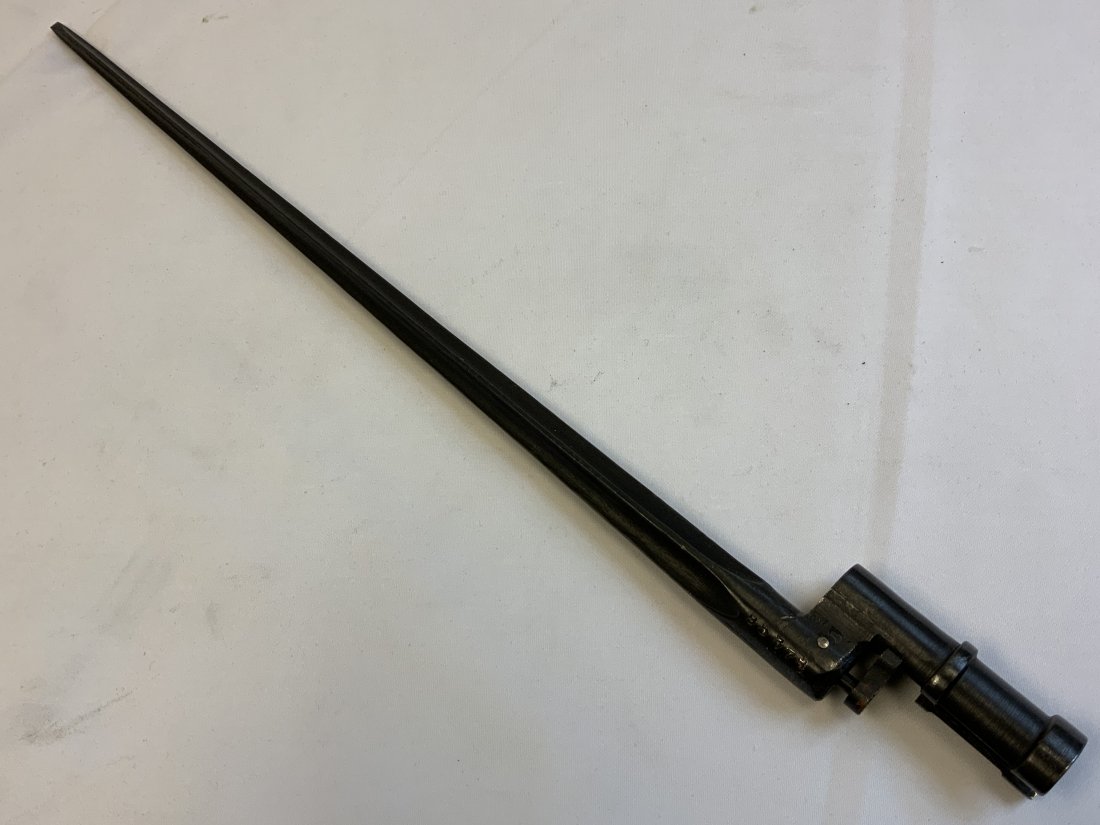 WWII SOVIET RUSSIAN M91/30 MOSIN NAGANT RIFLE BAYONET: WWII SOVIET RUSSIAN M91/30 MOSIN NAGANT RIFLE BAYONET . MINT CONDITION .