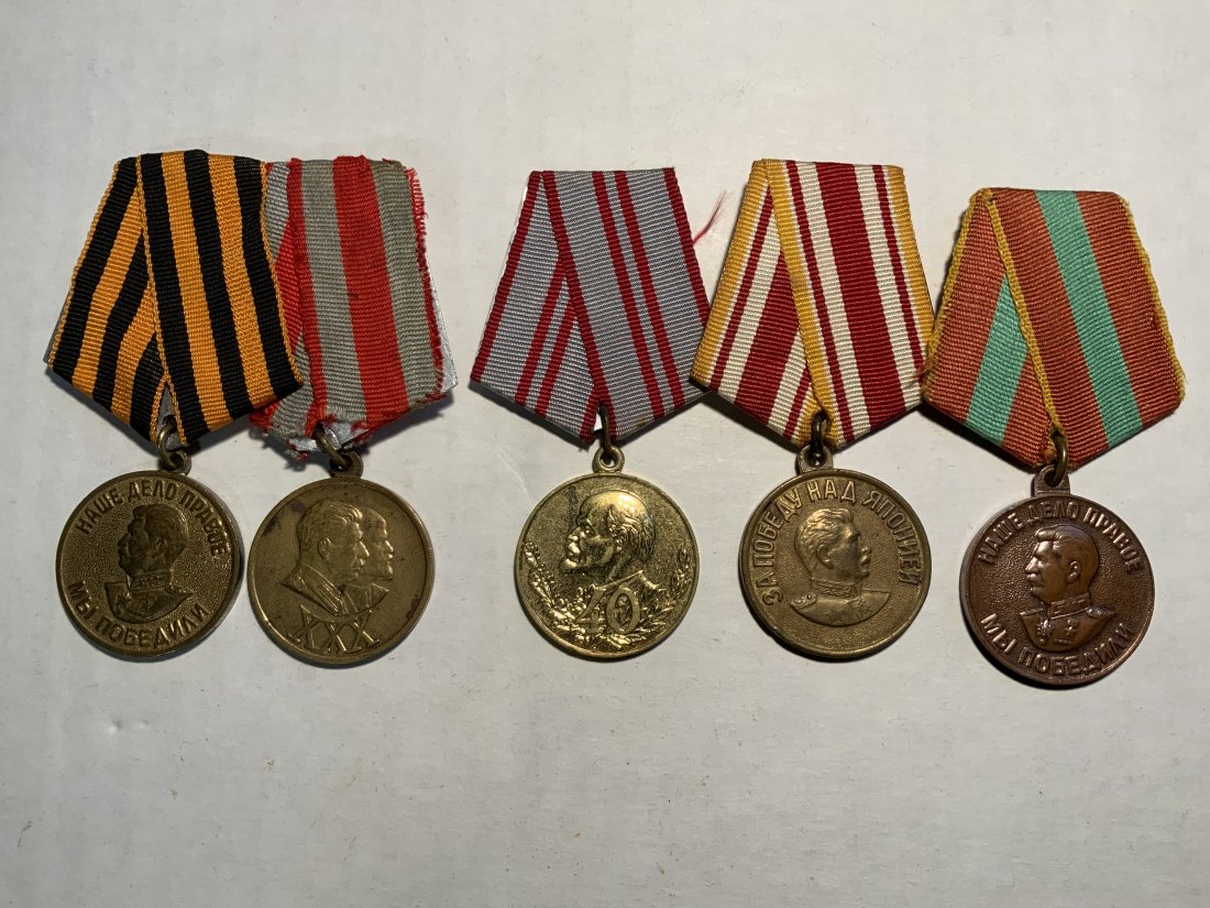 USSR LOT OF 5 EARLY SOVIET MEDALS STALIN LENIN 1940-50: USSR LOT OF 5 EARLY SOVIET MEDALS STALIN LENIN 1940'S-50'S