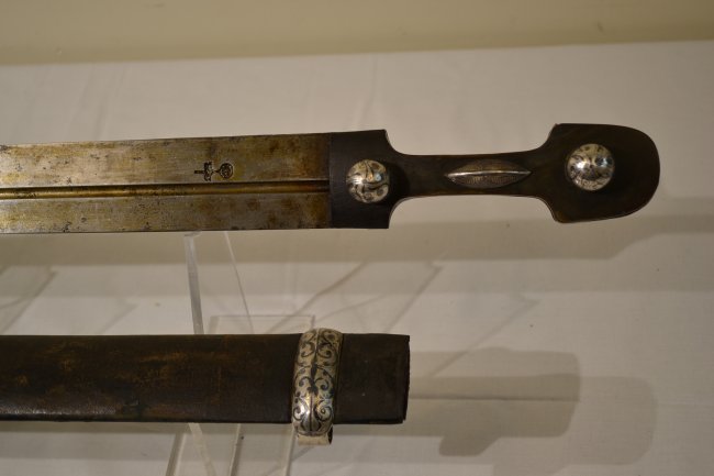 ANTIQUE IMPERIAL RUSSIAN CAUCASIAN LARGE KINJAL DAGGER: ANTIQUE IMPERIAL RUSSIAN CAUCASIAN LARGE KINJAL DAGGER . NICE LARGE SIZE DAGGER. MAKER STAMP ON THE BLADE. SILVER DECORATIONS ON THE GRIP AND SCABBARD. 29\" LONG WITH 22\" BLADE
