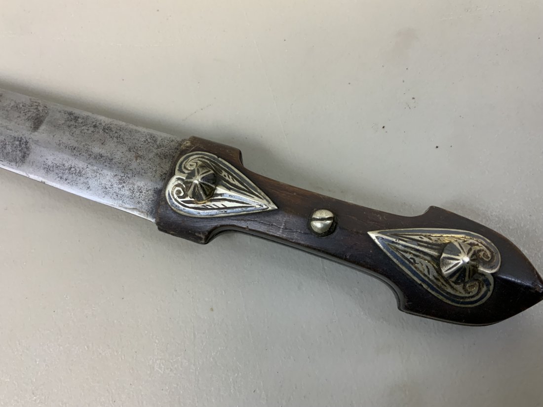 ANTIQUE RUSSIAN CAUCASIAN KINJAL DAGGER: ANTIQUE RUSSIAN CAUCASIAN KINJAL DAGGER. . 17" LONG WITH 12.5" BLADE . FROM PRIVATE COLLECTION OF A.D.L.