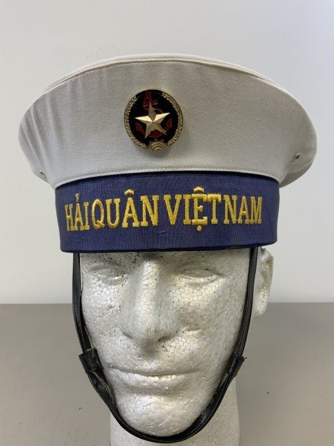 VINTAGE VIETNAMESE COMUNIST NAVY DONALD DUCK HAT: VINTAGE VIETNAMESE COMMUNIST NAVY DONALD DUCK HAT.