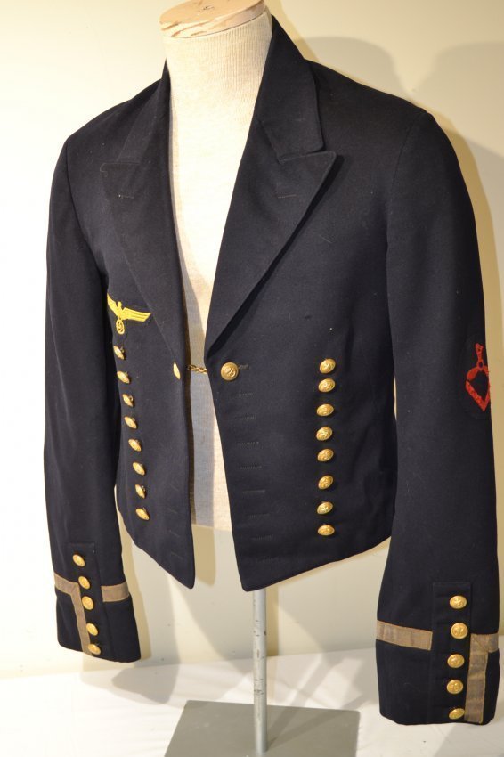 WWII GERMAN NAVY KRIEGSMARINE SAILOR DRESS UNIFORM: WWII GERMAN NAVY KRIEGSMARINE SAILOR DRESS UNIFORM JACKET . VERY NICE AND CLEAN EXAMPLE. DATED INSIDE 1936. RARE FIND .
