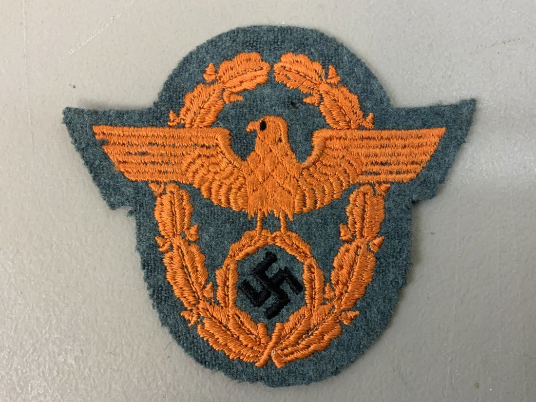 WWII GERMAN POLICE SLEEVE INSIGNIA PATCH: WWII GERMAN POLICE SLEEVE INSIGNIA PATCH