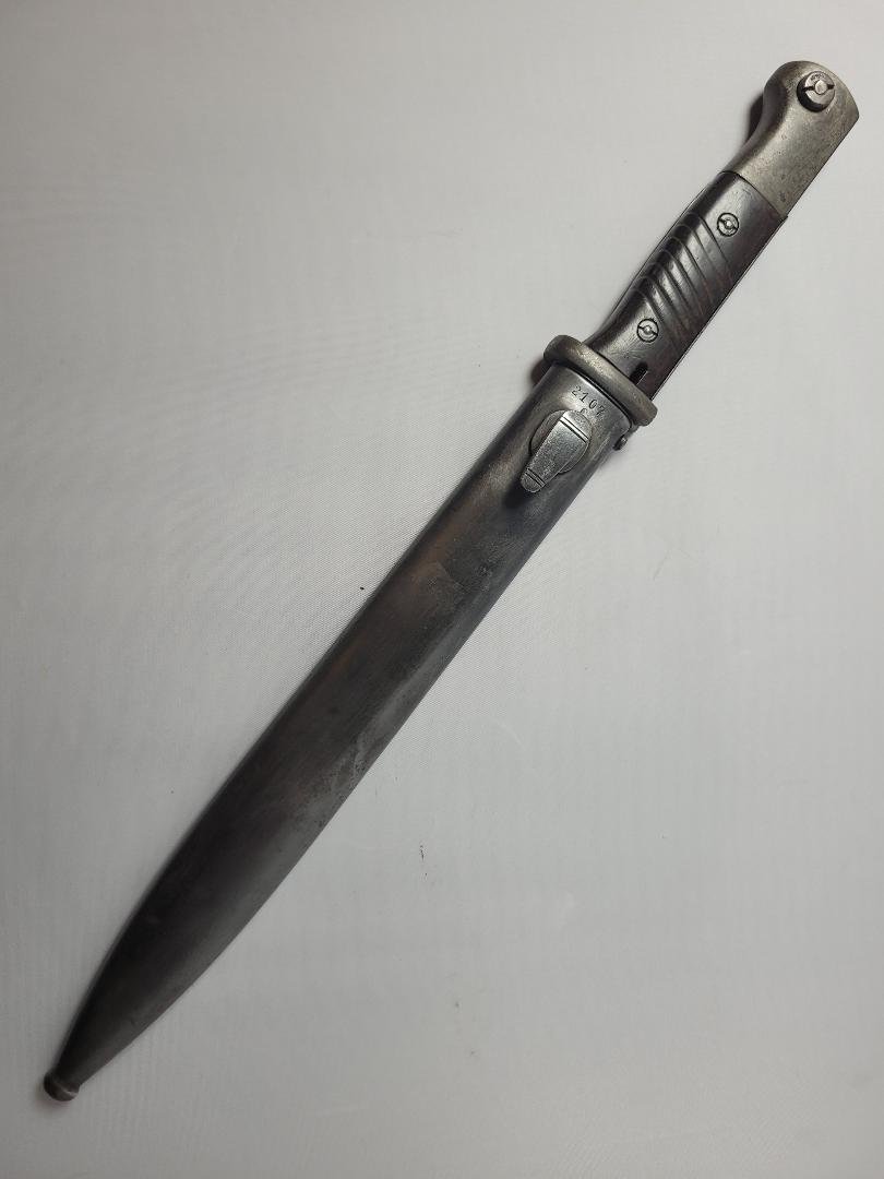 WWII GERMAN COMBAT BAYONET HERDER 1938 MATCHING NUMBERS: WWII GERMAN COMBAT BAYONET HERDER 1938 MATCHING NUMBERS