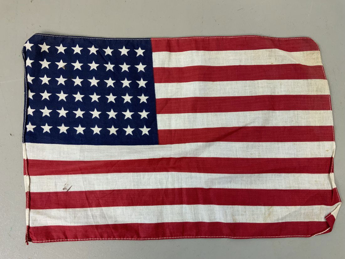 WWII ERA US 48 STAR FLAG USA SMALL AMERICAN FLAG: WWII ERA US 48 STAR FLAG USA AMERICAN FLAG . GREAT CONDITION COTTON SMALL SIZE FLAG 17 X 11 . GREAT FOR DISPLAY.