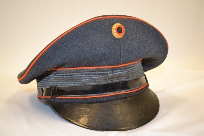 VINTAGE WEST GERMAN OFFICER VISOR CAP 1966 DATE: VINTAGE WEST GERMAN OFFICER VISOR CAP . NICE SADDLE SHAPE. SIZE 57 . 1966 DATED