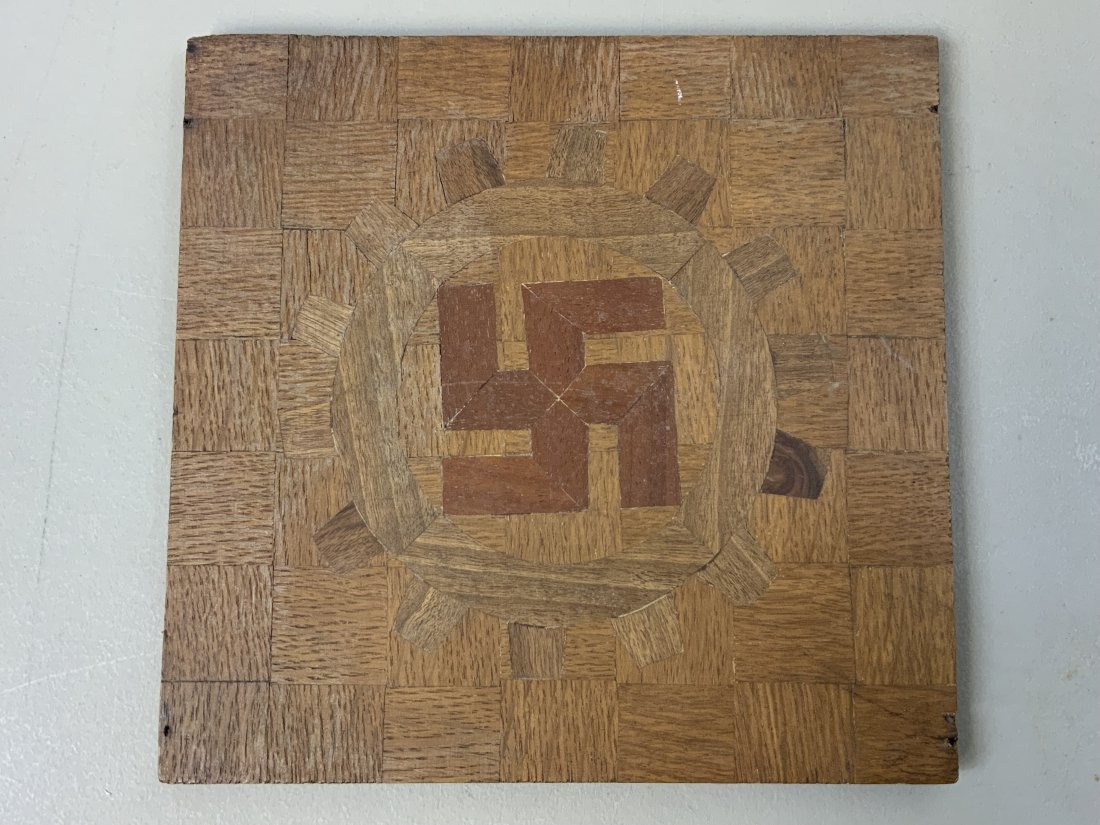 NAZI GERMANY WOODEN FLOOR TILE HARDWOOD FLOOR REMOVED PIECE: NAZI GERMANY WOODEN FLOOR TILE . COMBINATION HARDWOOD DESIGN . LOOKS LIKE A PART OF A FLOOR REMOVED FROM SOME IMPORTANT GOVERNMENT BUILDING. NICE SOUVENIR . 8" X 8"