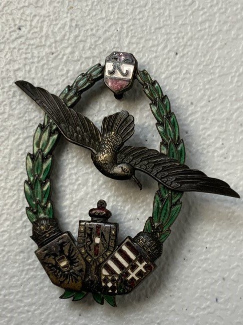 WW1 AUSTRIAN HUNGARIAN EMPIRE ENAMELED MARINE PILOTS BADGE KARL: WW1 AUSTRIAN HUNGARIAN EMPIRE ENAMELED PILOTS BADGE KARL . TYPE II . MULTI PIECE CONSTRUCTION . CLIP BACK TYPE.