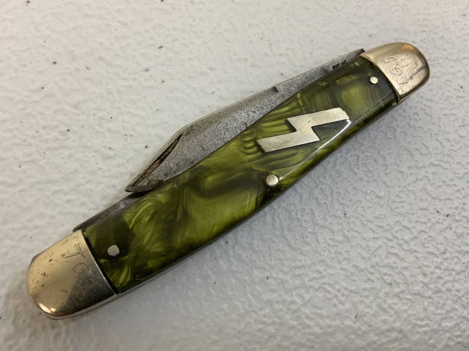 GERMANY THIRD REICH YOUTH POCKET KNIFE AMERICAN MADE (0406A) on Dec 10