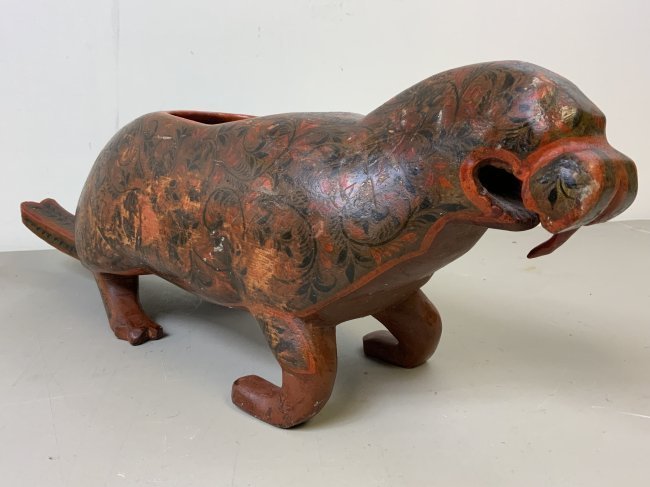 VINTAGE RUSSIAN KHOKHLOMA LARGE WOODEN WALRUS KOVSH: VINTAGE RUSSIAN KHOKHLOMA LARGE WOODEN WALRUS KOVSH CIRCA 1930'S . PAINTED IN RUSSIAN TRADITIONAL DESIGNS WITH MOSTLY FLOWER , BERRY AND LEAF PATTERN . LARGE SIZE 24" LONG. SOME PAINT CHIPS AND REMNAN