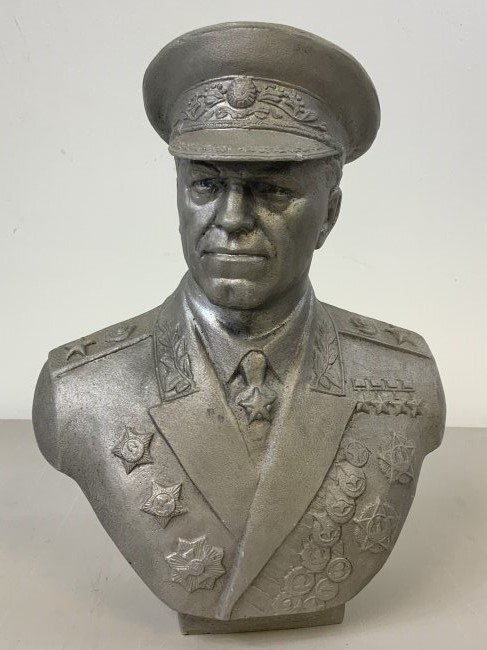 USSR MARSHAL OF THE SOVIET UNION GEORGIY ZHUKOV BUST: This 30 cm bust dates from the 1960s or 1970s and is made from metal. The detail work is fantastic and the awards are fully recognizable. Although not signed, the bust meet the standard of top contemp