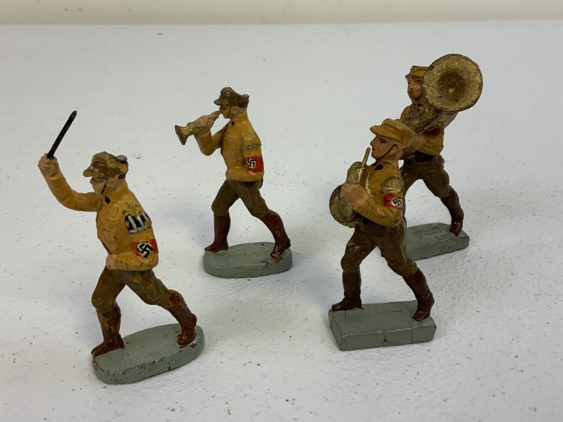 GERMAN NAZI PERIOD MADE LINEOL / ELASTOLIN TOY SOLDIERS LOT OF 4 SA MARCHING BAN: GERMAN NAZI PERIOD MADE LINEOL / ELASTOLIN TOY SOLDIERS LOT OF 4 SA MARCHING BAN