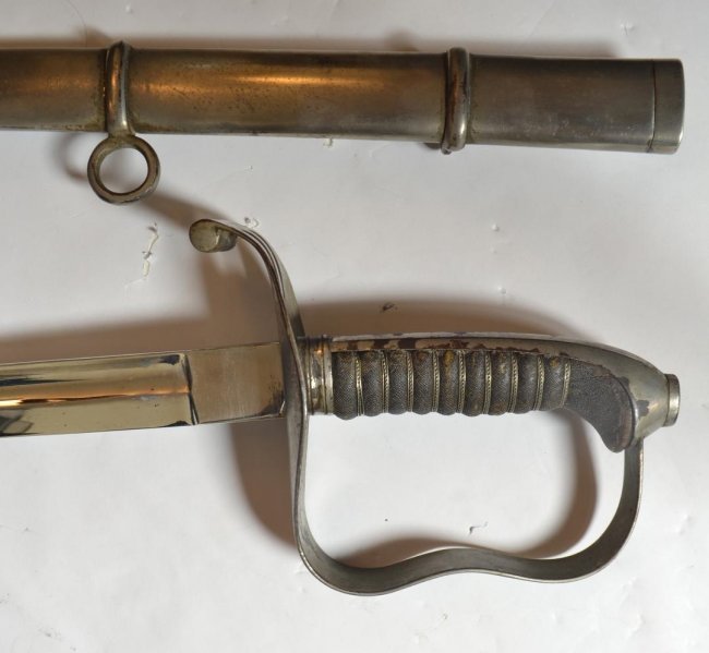 WWI AUSTRIAN HUNGARIAN EMPIRE K.U.K. OFFICER SWORD: WWI AUSTRIAN HUNGARIAN EMPIRE K.U.K. OFFICER SWORD . VERY NICE CONDITION SWORD WITH VIENNA MAKER. 37" LONG WITH 31" LONG BLADE.