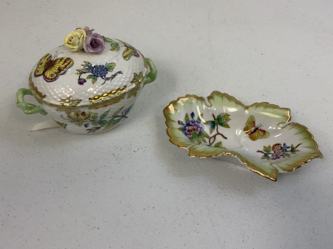 VINTAGE HUNGARIAN HEREND PORCELAIN "BUTTERFLIES" SOUP BOWL AND DISH: VINTAGE HUNGARIAN HEREND PORCELAIN "BUTTERFLIES" SOUP BOWL AND DISH.