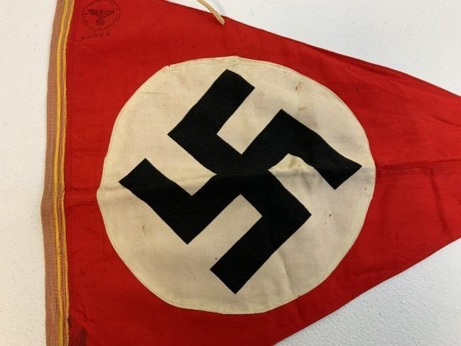WWII GERMANY THIRD REICH TRIANGULAR PENNANT WITH INK STAMP: WWII GERMANY THIRD REICH TRIANGULAR PENNANT WITH INK STAMP . GREAT CONDITION . TWO SIDED . COMPLETE WITH HANGING ROPE