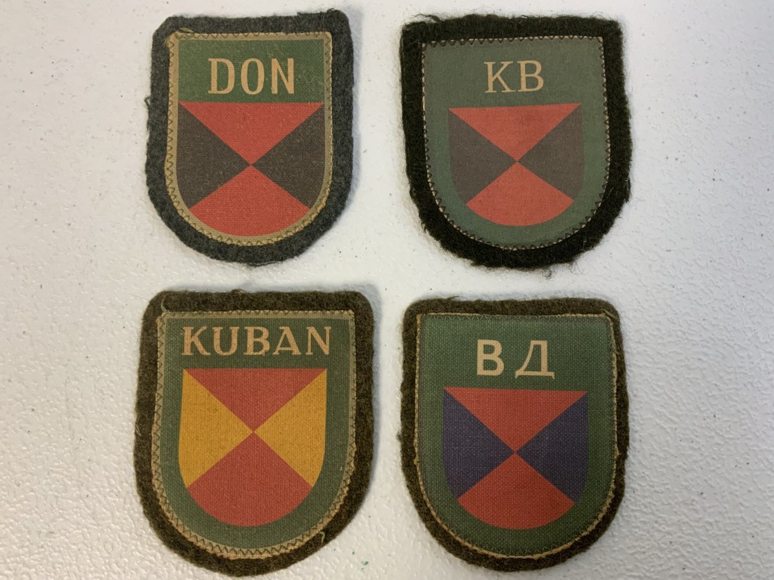 THIRD REICH GERMANY RUSSIAN COSSACK VOLUNTEERS SLEEVE PATCHES: THIRD REICH GERMANY RUSSIAN COSSACK VOLUNTEERS SLEEVE PATCHES . WOOL BACKED. NEVER USED .