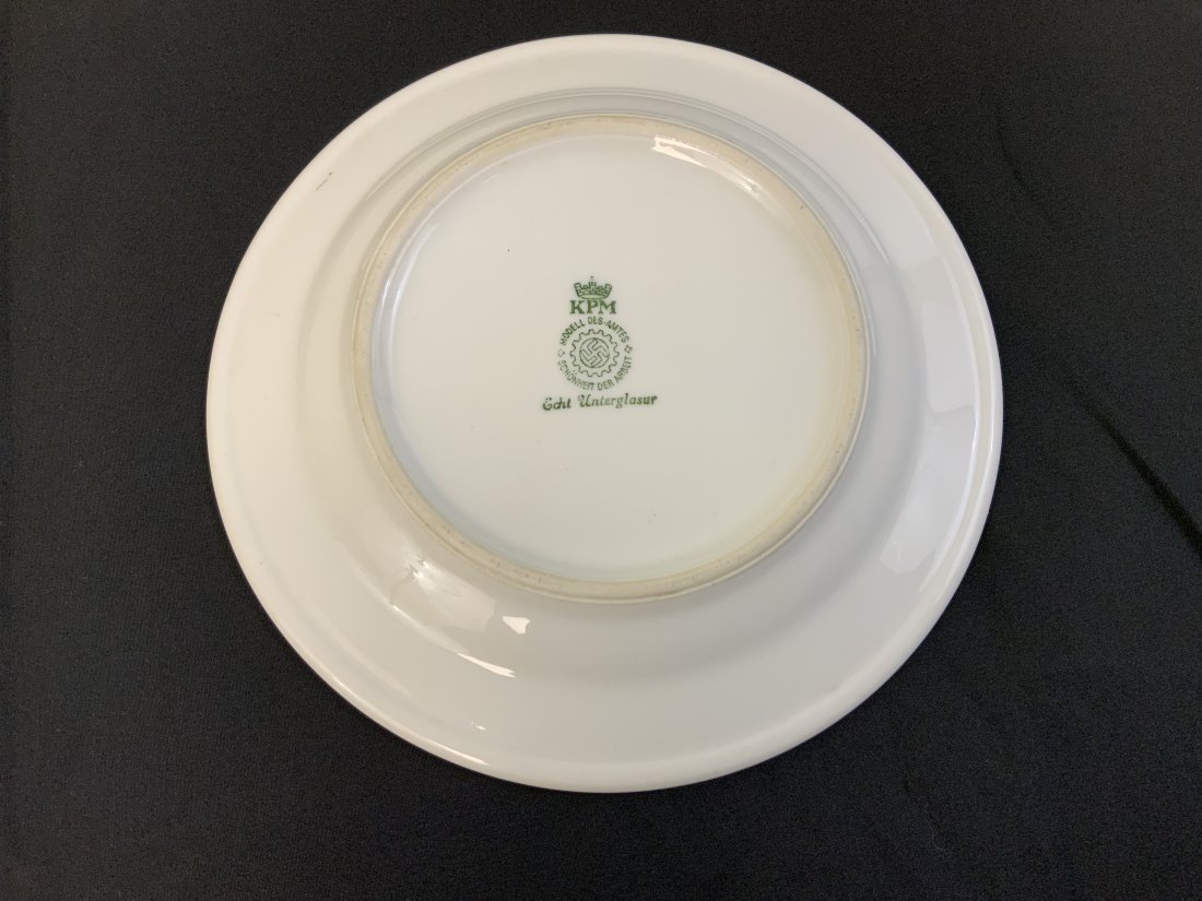 NAZI GERMANY PORCELAIN PLATE KPM: NAZI GERMANY PORCELAIN PLATE KPM . GOOD CONDITION. 7 1/2 DIAM.