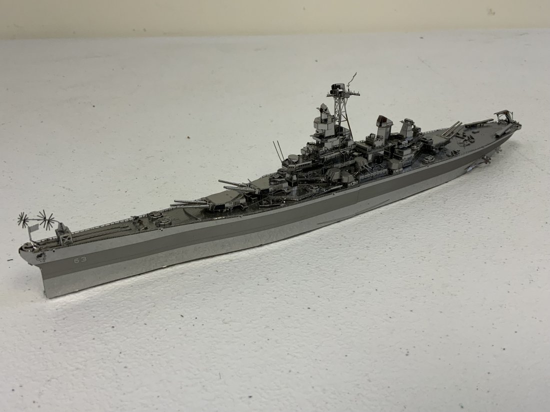 WWII USS ARIZONA SHIP ALL METAL MODEL: WWII USS ARIZONA SHIP ALL METAL MODEL . HIGH QUALITY DETAILS. 12" LONG.