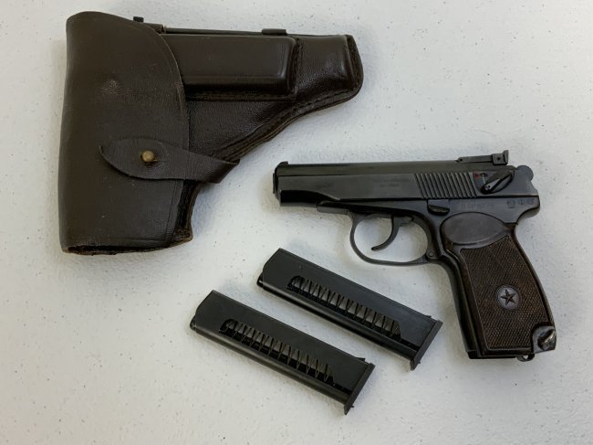 RUSSIAN MAKAROV BY IMEZ PISTOL COMPLETE WITH HOLSTER AND 2 MAGAZINES: RUSSIAN MAKAROV BY IMEZ PISTOL COMPLETE WITH HOLSTER AND 2 MAGAZINES . .380 ACP. SER # BOP 6776. FFL REQUIRED . NO INTERNATIONAL SHIPPING.