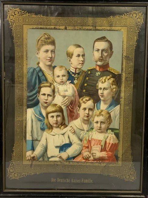 ANTIQUE IMPERIAL GERMAN IMPERIAL FAMILY FRAMED PORTRAIT LITHOGRAPH: ANTIQUE IMPERIAL GERMAN IMPERIAL FAMILY FRAMED PORTRAIT LITHOGRAPH . KAISER WILHELM II WITH FAMILY. HAND PAINTED GOLD GILDED PAPER FRAMING WITH COLOR LITHOGRAPH. PERIOD FRAMED IN 15 1/2 X 20 1/4 FRAME