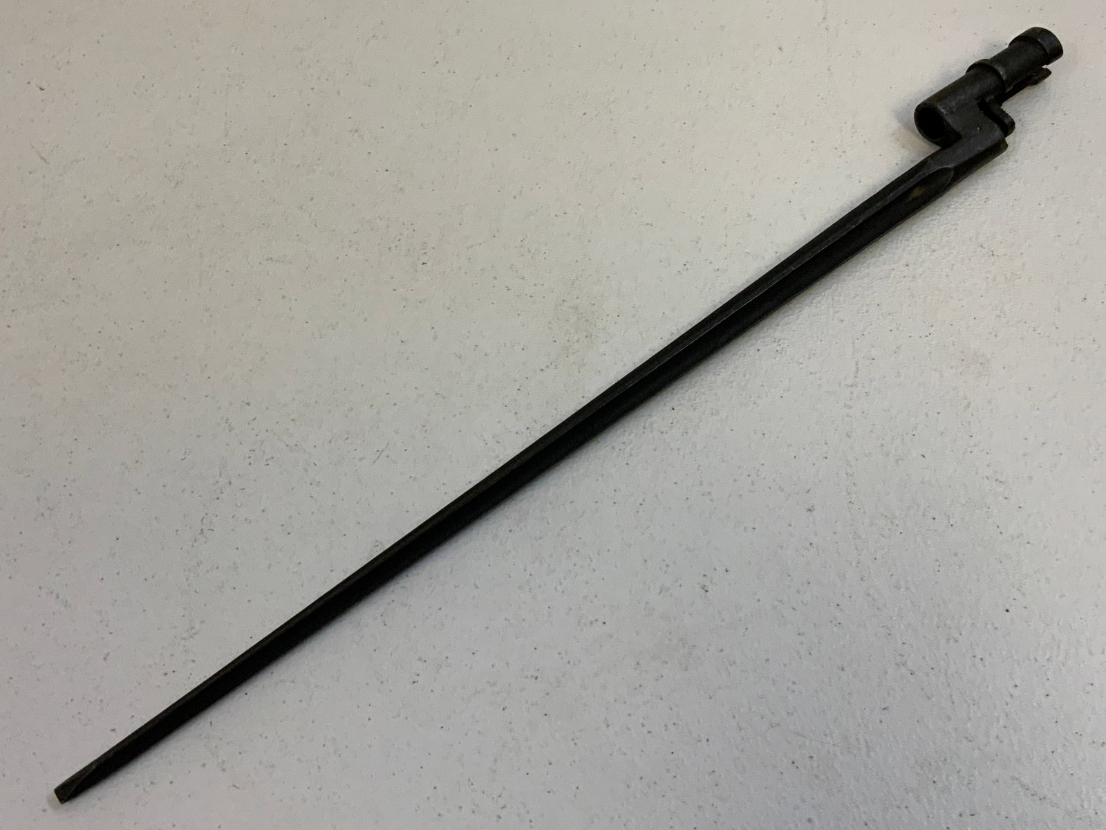 USSR WWII MOSIN NAGANT RIFLE BAYONET: USSR WWII MOSIN NAGANT RIFLE BAYONET . VERY GOOD CONDITION .