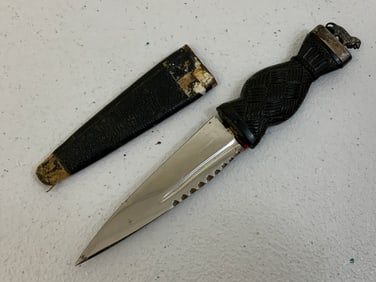 SCOTTISH HIGHLANDER SGIAN DUBH SKEAN DHU KNIFE DAGGER