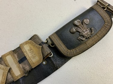 ANTIQUE VICTORIAN BRITISH OFFICER BROCADE AND SILVER CROSS BELT WITH POUCH