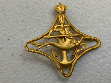 WWII ITALIAN ROYAL NAVY BATTLE SHIPS WAR TORPEDOE BADGE IN GOLD