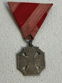 AUSTRIA HUNGARY WWI KAISER KARL CROSS 1914 - 1918