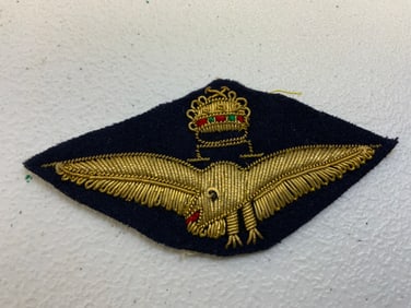 KINGDOM OF HUNGARY WWII GOLD BULLION AIR FORCE PILOT WINGS