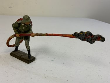 GERMAN NAZI PERIOD LINEOL / ELASTOLIN TOY SOLDIER WITH FLAME THROWER