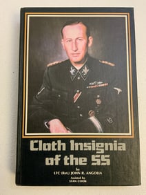 JOHN ANGOLIA CLOTH INSIGNIA OF THE SS BOOK