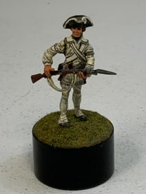 VINTAGE DISPLAY 18TH CENTURY LEAD TOY SOLDIER FIGURE ON BASE STAND