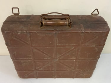 WWII GERMAN M24 STICK GRENADE METAL CARRY CASE