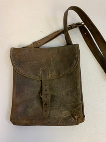 WWII GERMAN BLACK LEATHER SHOULDER BAG