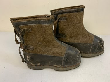 WWII GERMAN MILITARY COLD WEATHER SENTRY BOOTS MATCHED PAIR 1941