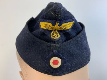 WWII GERMAN U BOAT U-124 CREW MEMBER BLUE WOOL CAP WITH INSIGNIA