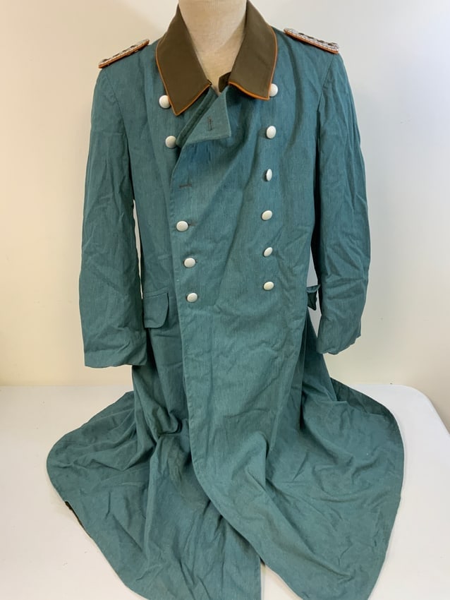NAZI GERMANY GENDARMERIE POLICE GREATCOAT: NAZI GERMANY GENDARMERIE POLICE GREATCOAT . MINT CONDITION .