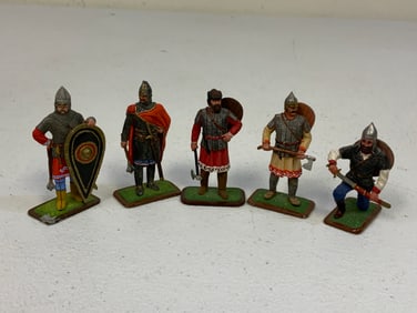 RUSSIA LOT OF HANDPAINTED LEAD TOY SOLDIERS - RUSSIAN MEDIEVAL SOLDIERS
