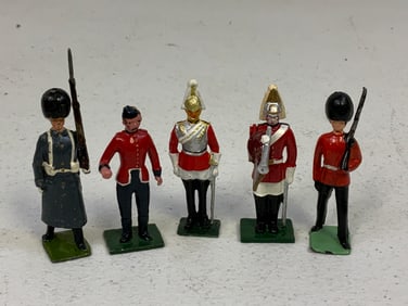 LOT OF PAINTED LEAD TOY SOLDIERS - BRITISH