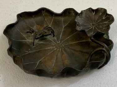 ANTIQUE JAPANESE BRONZE ARTWORK DECORATING DISH - SIGNED
