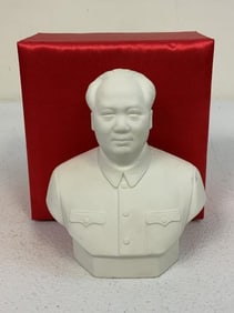 CHINESE BISQUE CERAMIC CHAIRMAN MAO FIGURE WITH BOX