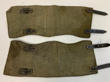 WWII GERMAN MILITARY MATCHED PAIR OF GAITERS