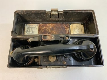 WWII GERMAN MILITARY BAKELITE FIELD PHONE