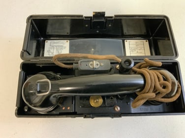 WWII GERMAN MILITARY BAKELITE FIELD PHONE