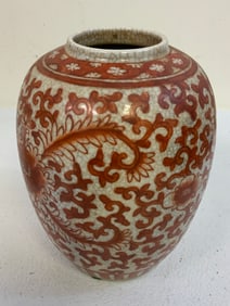 CHINA LATE QING OR EARLY REPUBLIC VASE