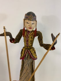 INDONESIA BALINESE WAYANG GOLEK VINTAGE PUPPET STICK MARIONETTE