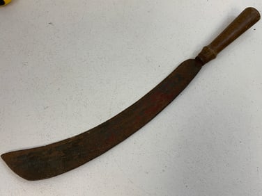 CARRIBEAN ISLANDS ANTIQUE TOBACCO SUGARCANE MACHETE STYLE KNIFE